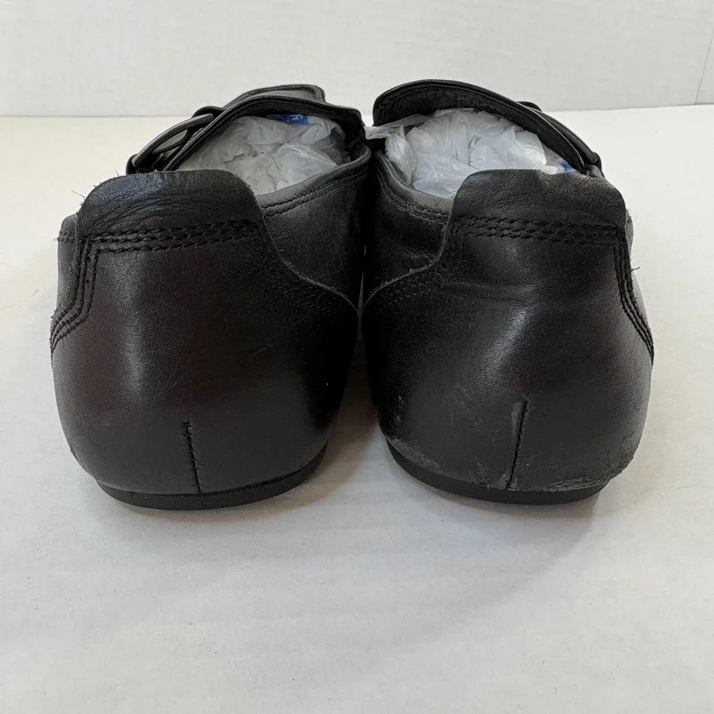 Kenneth Cole kenneth cole